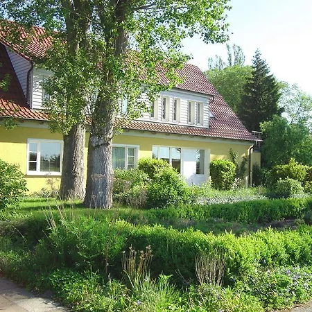 Hotel Kiebitzort Rügen *