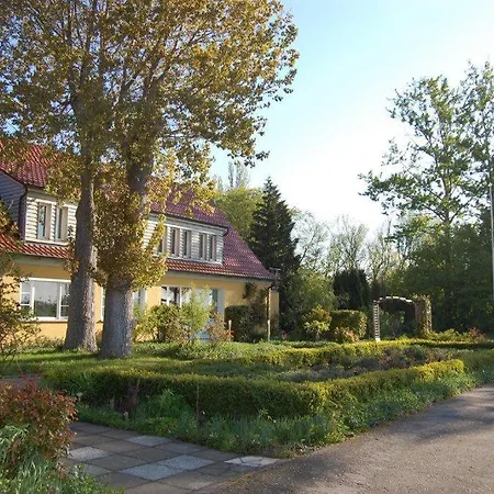 Kiebitzort Ruegen Otel Ummanz