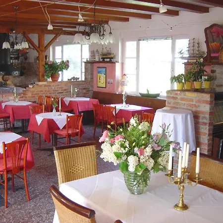 Kiebitzort Ruegen Otel Ummanz
